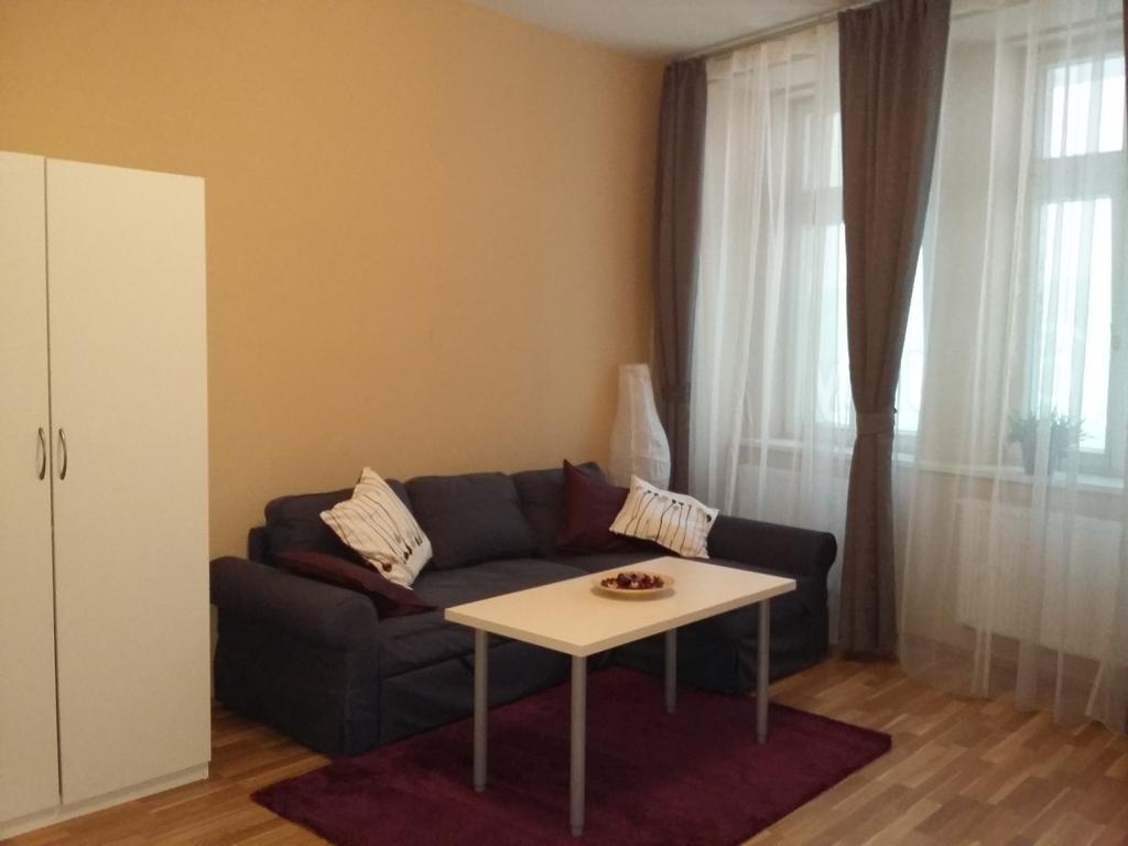 Apartment Vltavska B Prag Exteriör bild